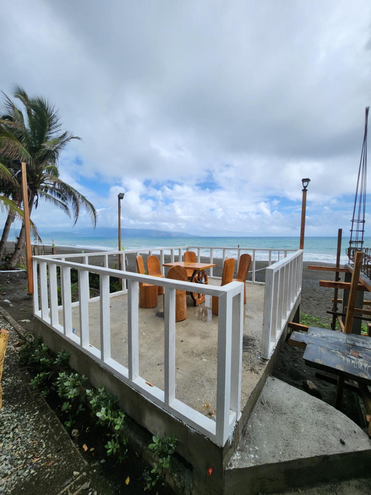 Costa Alora Beach Resort Dingalan ภายนอก รูปภาพ